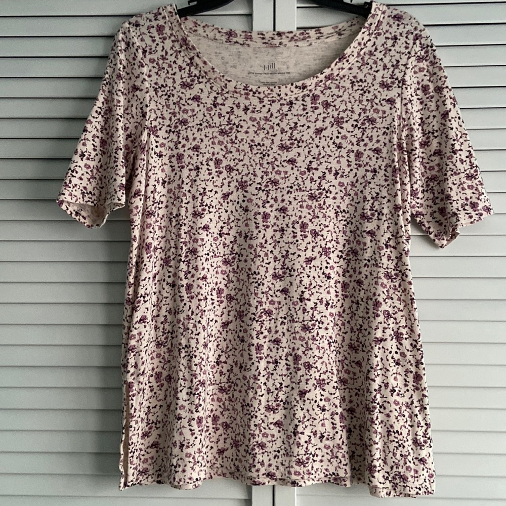 Cream/Purple Floral J. Jill Pima Scoop Neck Elbow Sleeve Tee Size Small Petite